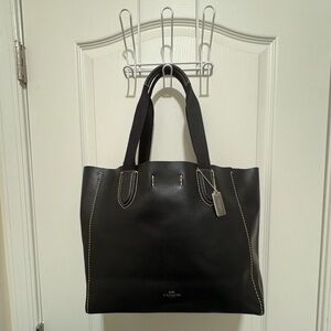Coach Derby Tote (Black/Silver) H2298-58660